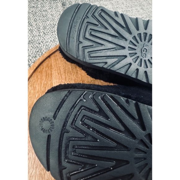 UGG Womens Black Fuzzy Slide Slippers Size 9 - Picture 14 of 14